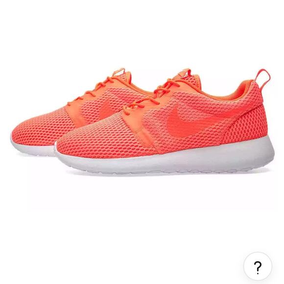 NIKE ROSHE ONE HYPERFUSE BR MEN SIZE 11.5 TOTAL CRIMSON & WHITE - Picture 2 of 10